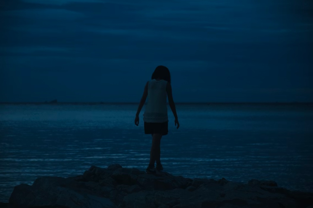Dark symbolic image representing Eleven losing her powers in Stranger Things